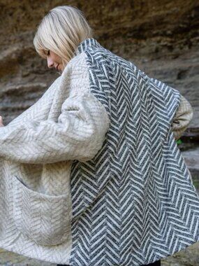 Wool coat in herringbone pattern